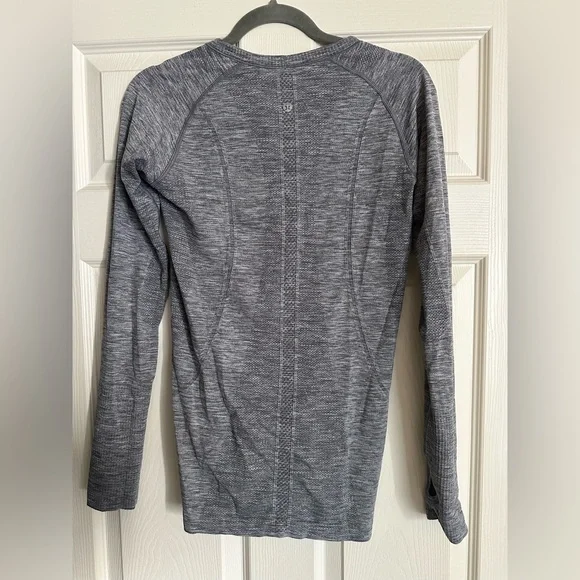 Lululemon Long Sleeve - Picture 2 of 3